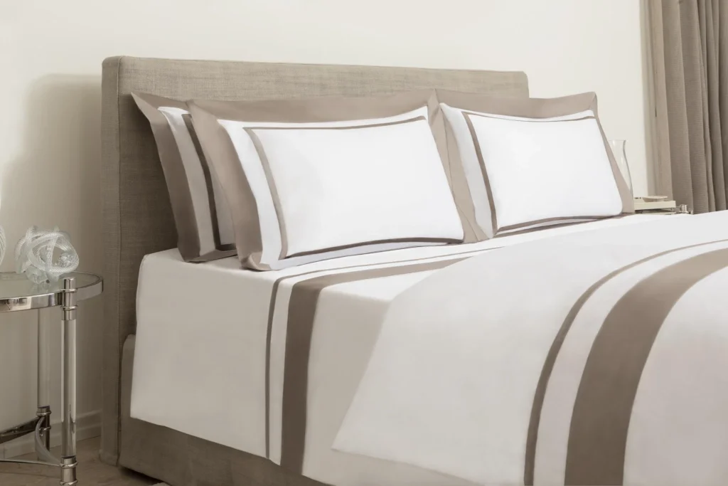Best Luxury Comforter Sets for Sale to Elevate Your Bedroom Décor Best Luxury Comforter Sets for Sale to Elevate Your Bedroom Décor